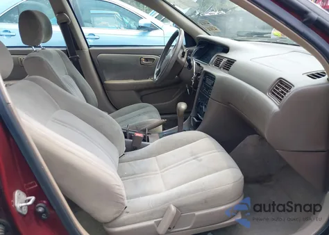 2001 Toyota Camry Ce z USA, uszkodzony, nr VIN 4T1BG22K71U119703